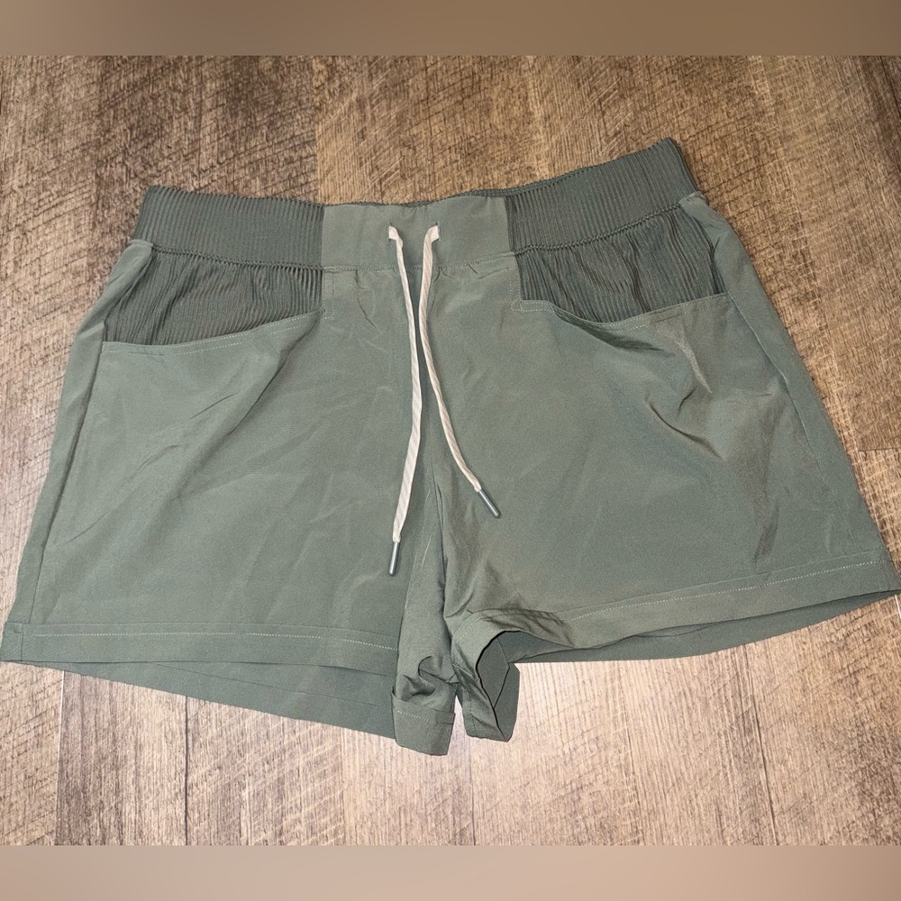 Avalanche Cargo Shorts